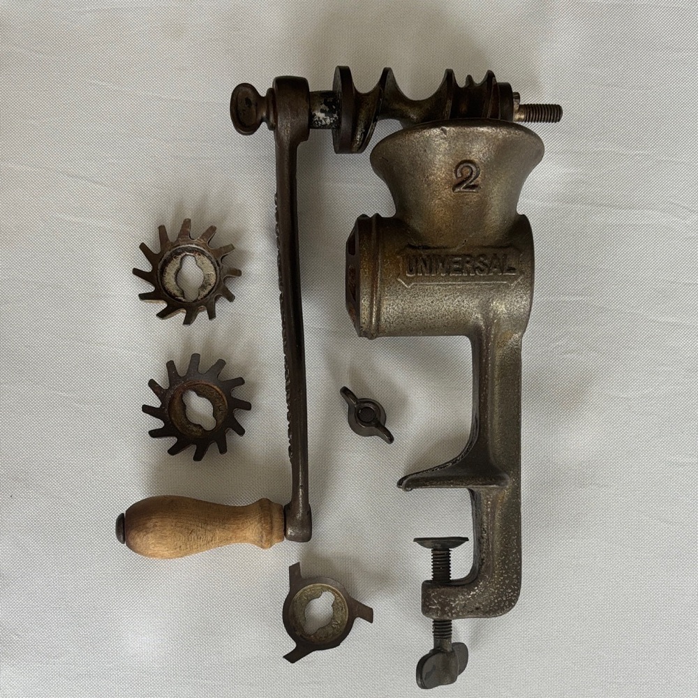 Meat Grinder - Picture 7 of 16